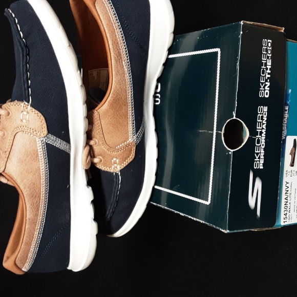 Skechers Navy and Tan Casual Shoes - Picture 5 of 8